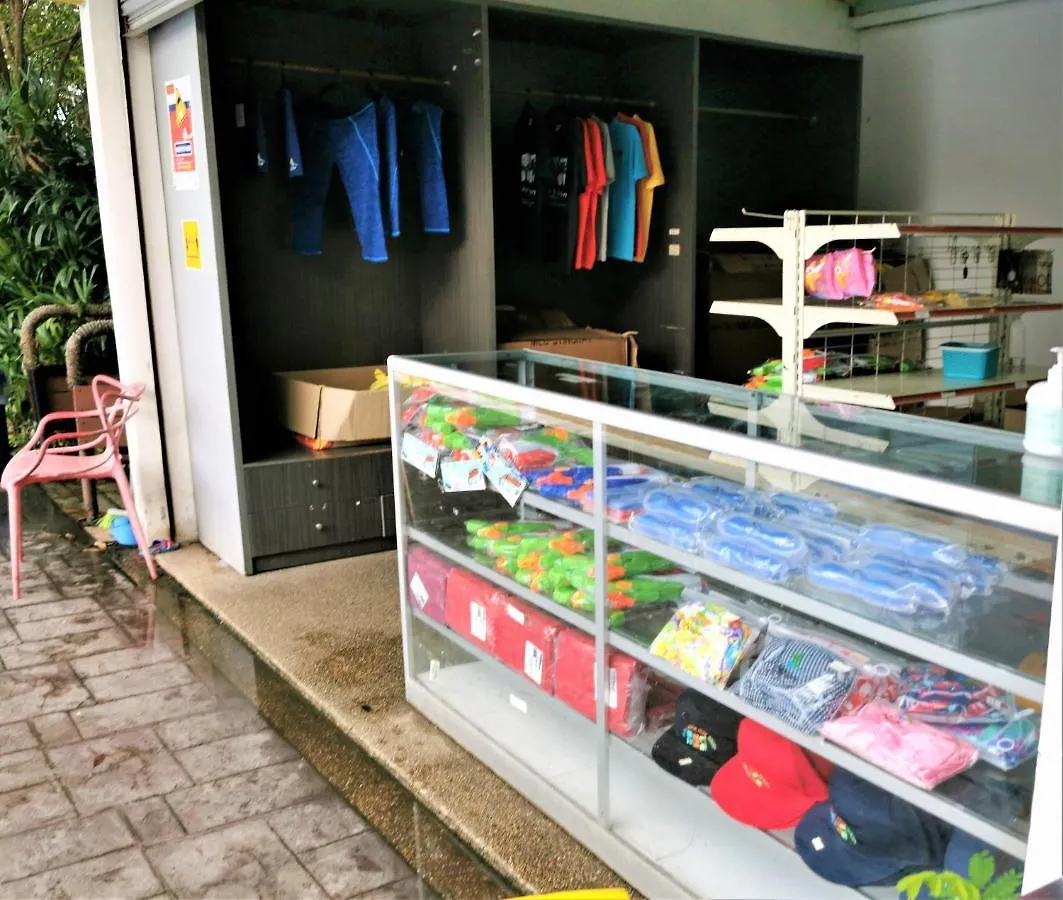 Apartment Homestay At Melaka # Free Wifi # Water Themepark Tickets Malaysia