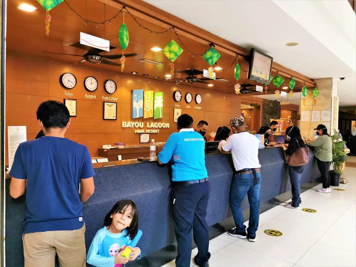 Homestay At Melaka # Free Wifi # Water Themepark Tickets 0*, Malacca