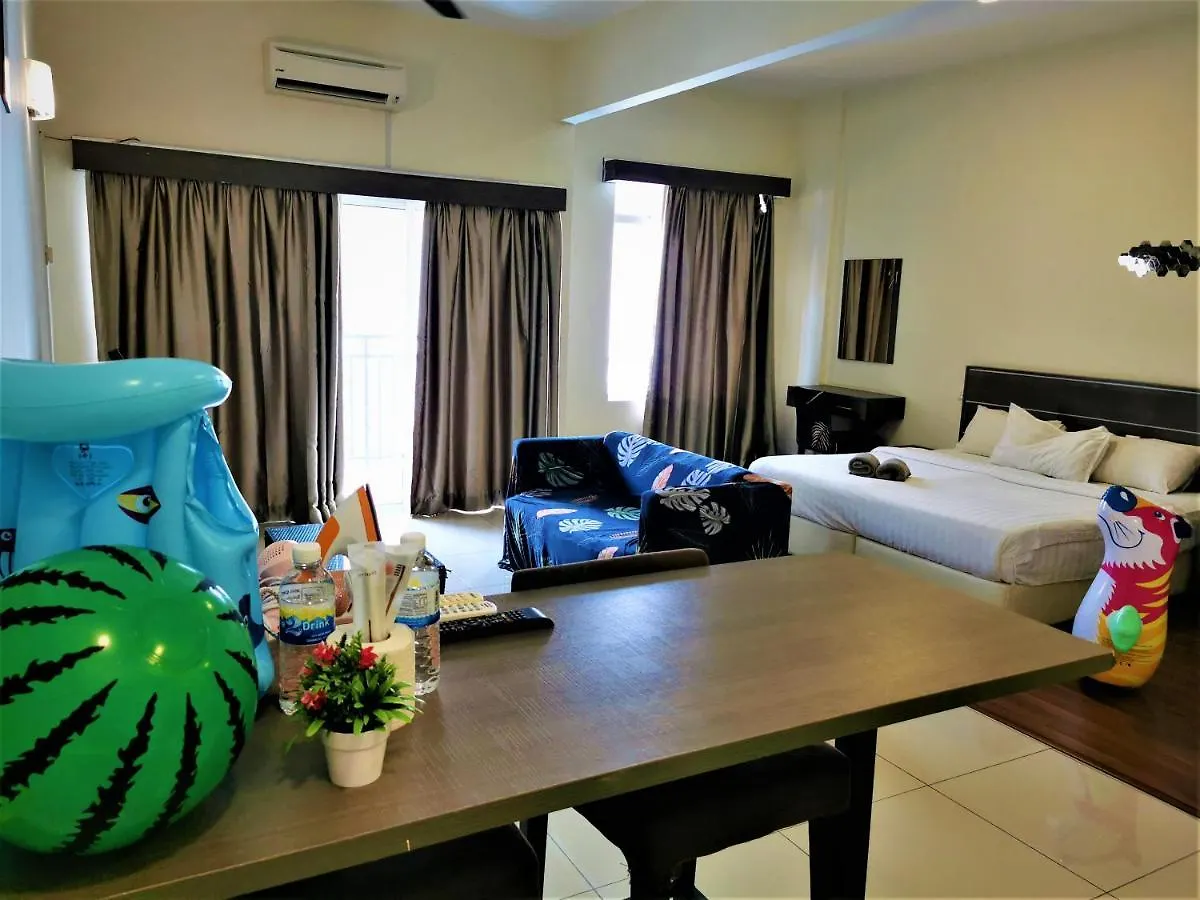 Apartment Homestay At Melaka # Free Wifi # Water Themepark Tickets